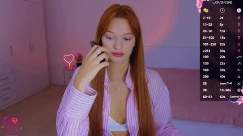 Snapshot of cuteariel7 chatting on September 25, 3:27 pm Ariel online show from September 25, 3:27 pm