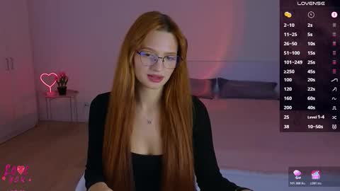 Snapshot of cuteariel7 chatting on October 28, 4:09 pm Ariel online show from October 28, 4:09 pm