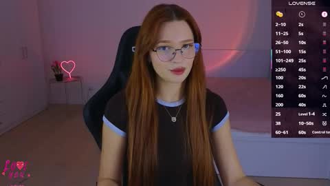 Snapshot of cuteariel7 chatting on November 25, 4:40 pm Ariel online show from November 25, 4:40 pm