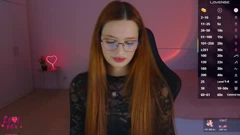 Snapshot of cuteariel7 chatting on December 5, 5:42 pm Ariel online show from December 5, 5:42 pm