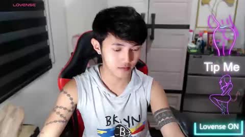 Snapshot of cuteasiancock98 chatting on May 14, 12:39 am Steph online show from May 14, 12:39 am