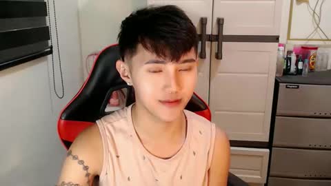 Snapshot of cuteasiancock98 chatting on May 19, 4:30 am Steph online show from May 19, 4:30 am