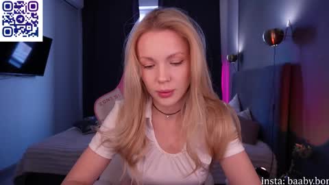 Snapshot of cutebon chatting on February 2, 7:18 am BONNIE online show from February 2, 7:18 am