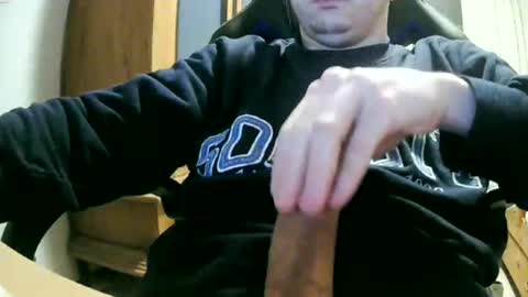 Snapshot of cuteboy090 chatting on February 9, 6:58 pm Cuteboy090 online show from February 9, 6:58 pm