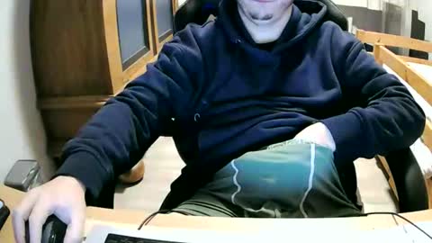 Snapshot of cuteboy090 chatting on November 27, 11:40 pm Cuteboy090 online show from November 27, 11:40 pm