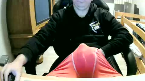 Snapshot of cuteboy090 chatting on November 29, 10:13 pm Cuteboy090 online show from November 29, 10:13 pm