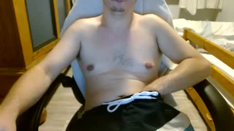 Snapshot of cuteboy090 chatting on June 28, 12:33 pm Cuteboy090 online show from June 28, 12:33 pm