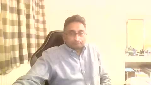 fuktoiboi online show from May 2, 12:15 am