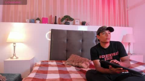 cutebutharder online show from April 7, 5:30 am