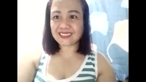 Snapshot of cutechey06 chatting on November 22, 9:19 am Sky online show from November 22, 9:19 am