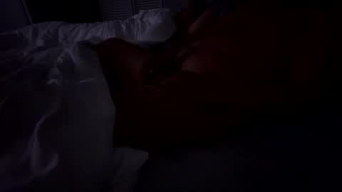 cutecouple20001 online show from February 25, 2:43 am