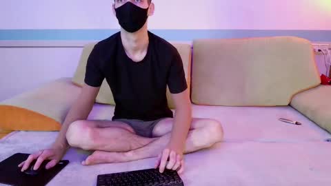 Snapshot of cutedodo chatting on February 4, 10:24 pm Tory and Leon online show from February 4, 10:24 pm