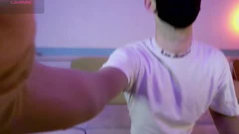 Snapshot of cutedodo chatting on February 20, 6:24 pm Tory and Leon online show from February 20, 6:24 pm