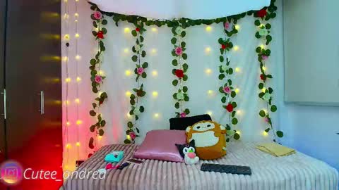 Snapshot of cutee_andrea chatting on October 14, 2:23 am Andrea 3 online show from October 14, 2:23 am