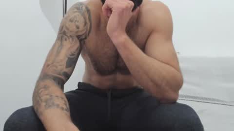 cuteeboy online show from February 17, 6:26 pm