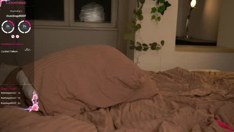 Alina online show from April 16, 9:39 pm