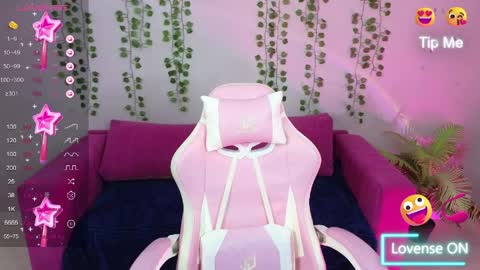 Amyy online show from April 9, 1:05 am