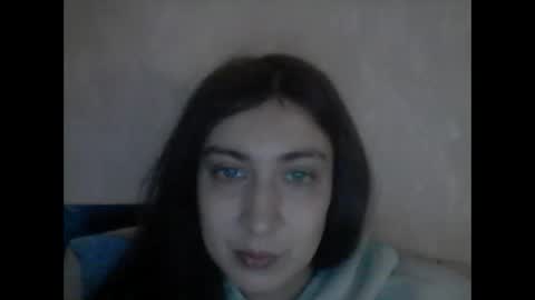 cutekattie online show from December 17, 7:18 am