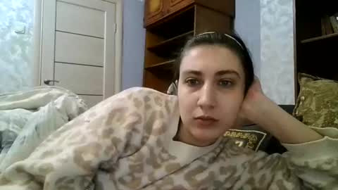 Snapshot of cutekattie chatting on November 24, 5:29 am cutekattie online show from November 24, 5:29 am