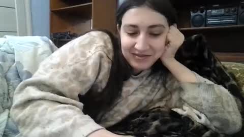 cutekattie online show from February 9, 3:54 am