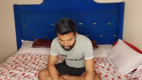 cutemahi online show from April 15, 4:36 pm