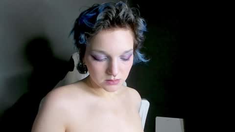 Snapshot of cutemetalgoddess chatting on January 14, 4:57 am Alice online show from January 14, 4:57 am