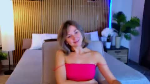 Snapshot of cutemirage chatting on July 17, 2:45 pm cutemirage online show from July 17, 2:45 pm