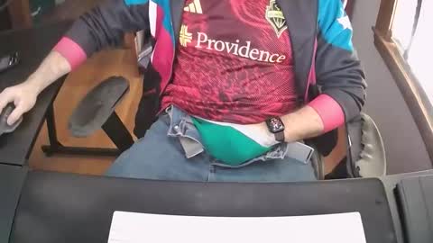 cutenerd15 online show from November 18, 5:06 pm