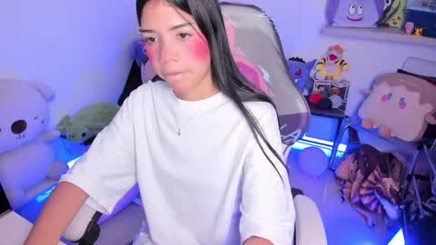 Snapshot of cutestephuwu chatting on October 17, 12:47 am - independent model online show from October 17, 12:47 am