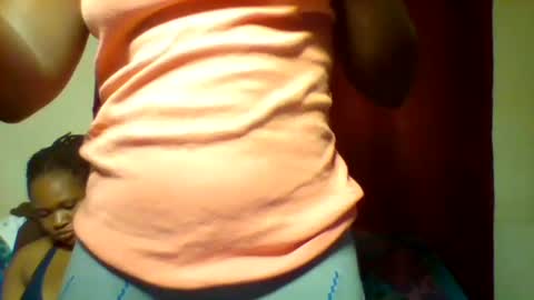 Snapshot of cutey_lunar chatting on February 1, 1:51 pm cutey_lunar online show from February 1, 1:51 pm