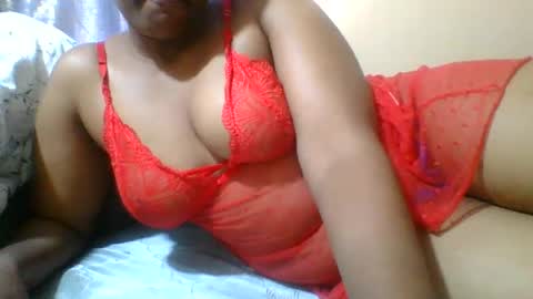 Snapshot of cutezarina chatting on June 14, 8:27 am cutezarina online show from June 14, 8:27 am