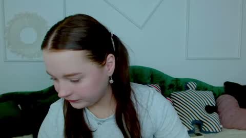 Nika  online show from October 16, 8:10 pm