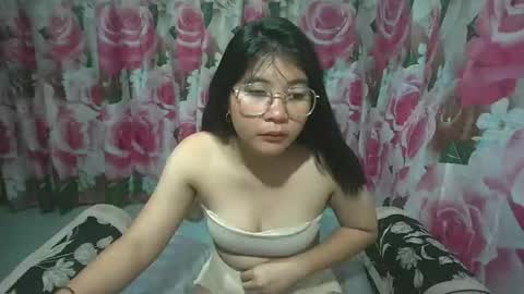 cutie_ethel online show from April 30, 11:05 am