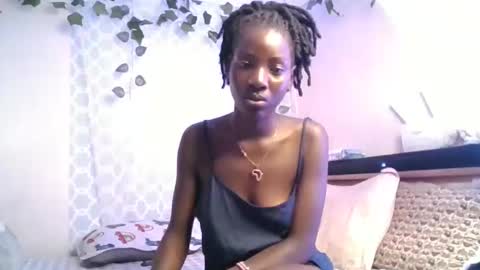 Snapshot of cutie_liqy chatting on April 26, 3:32 pm Liqy online show from April 26, 3:32 pm