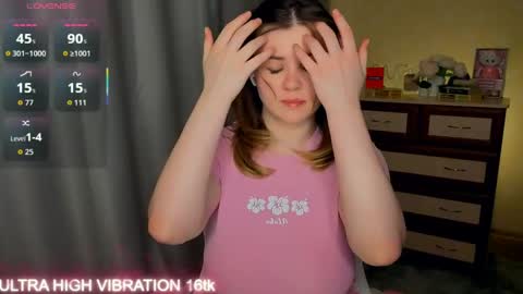 Snapshot of cutie_mili chatting on April 26, 11:30 am mili online show from April 26, 11:30 am
