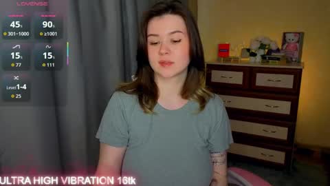 Snapshot of cutie_mili chatting on May 13, 9:39 am mili online show from May 13, 9:39 am