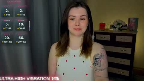 Snapshot of cutie_mili chatting on June 9, 11:33 am mili online show from June 9, 11:33 am