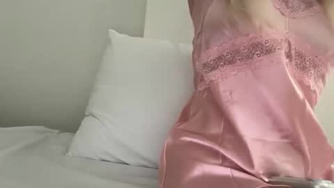 Call me cutie online show from April 9, 2:11 pm