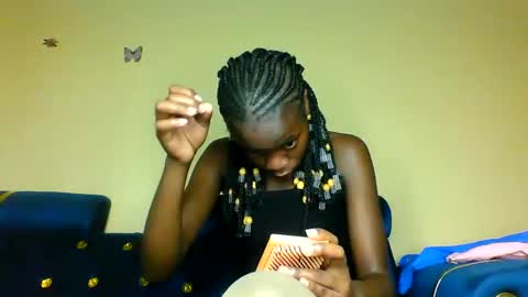 cutieplush online show from April 8, 6:52 pm