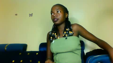 cutieplush online show from April 13, 8:25 pm