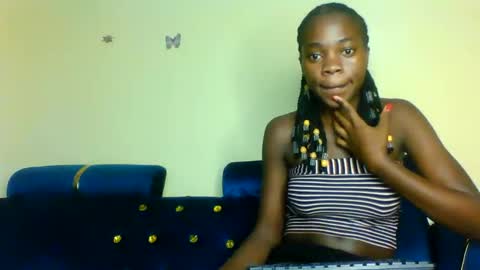 cutieplush online show from April 14, 6:36 pm