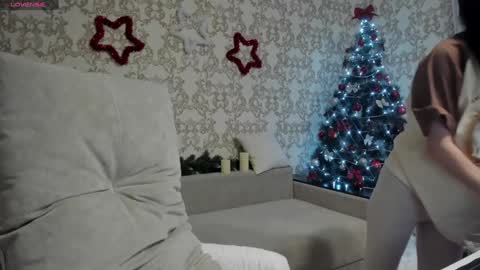 Snapshot of cutiekitty_cb chatting on December 11, 11:51 am cutiekitty_cb online show from December 11, 11:51 am