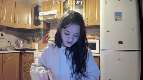 Snapshot of cutiekitty_cb chatting on December 21, 11:34 pm cutiekitty_cb online show from December 21, 11:34 pm