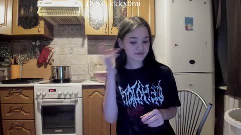 Snapshot of cutiekitty_cb chatting on December 24, 1:17 pm cutiekitty_cb online show from December 24, 1:17 pm