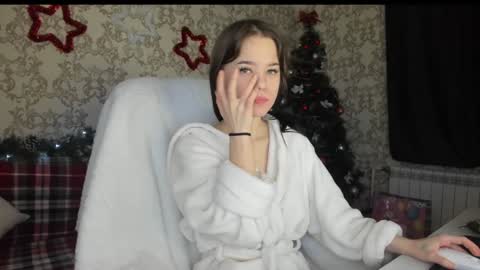 Snapshot of cutiekitty_cb chatting on January 3, 12:11 am cutiekitty_cb online show from January 3, 12:11 am