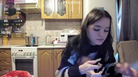 Snapshot of cutiekitty_cb chatting on January 12, 6:49 am cutiekitty_cb online show from January 12, 6:49 am