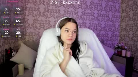 Snapshot of cutiekitty_cb chatting on February 11, 3:50 am cutiekitty_cb online show from February 11, 3:50 am