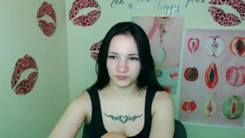 Emma online show from March 18, 1:36 pm