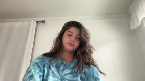 Snapshot of cutieoggg420 chatting on September 23, 4:54 pm Cutieoggg420 online show from September 23, 4:54 pm