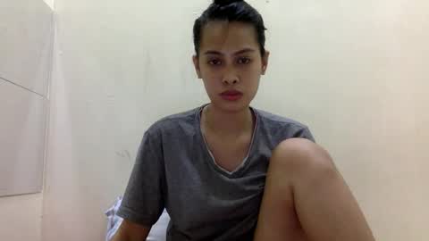 Snapshot of cutietrina chatting on January 16, 1:37 am CutieTrina online show from January 16, 1:37 am